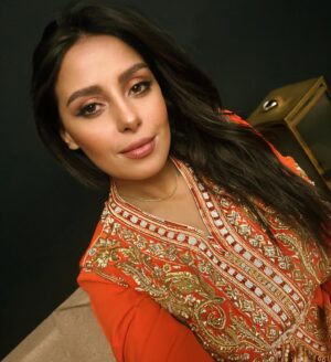Fadwa Taleb Instagram - ✨🧡 

 Caftan By @mouniabenhida 🤍