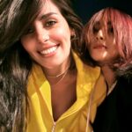 Fadwa Taleb Instagram - سنة سعيدة تولموند 😄🦋❤️🎆 و كيدايرين ؟ لاباس ؟ كي خرجت دوارتكوم ؟ 😂 @hananezouhdi_officiel 🦋🪬
