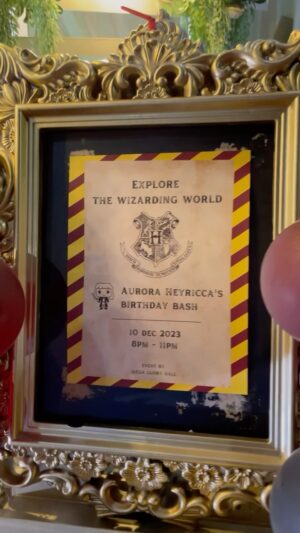 Faezah Elai Instagram - Welcome To Hogwarts Baby!!
Thank you to everyone who attended and to all who helped us to make this party happened!!
@megagloryhall 
@balloon_props 
@khaisyajustcakes_kjc 
@apambaliksk 
@mce.clown 
.
Thank you so much!! Klu ampa nk carik tempat event utk buat wedding ka or any event,boleh contact @megagloryhall Sbb depa event organizer and will try to fulfill your request!!
.
#auroraheyricca #auroraheyriccaturns8 #decemberbaby #mybabygirl