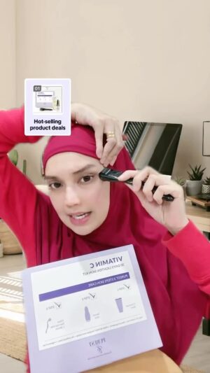 Faezah Elai Instagram - Me trying to explain how to apply or use a product on TikTok shop..
Org baru nk beli teroih tk jd! Depa takut mata pote 😂🤣
Tk buta aihh.. maini bg contoh ja ampa ooii.. biasa lah mami penang bg contoh kena over baru cerita tamil!!
.
Lekaih pi beli Home Microneedling @officialpurestbyfaezahelai 
Shopee : faezahelai.os
TikTok : PurestbyFE

Skrg tgh 50% off Discount!! 
.
#homemicroneedlingkit #dermaroller #purestbyfaezahelai #skincare #acnescars #acnescarsremoval #skincaretips #veganskincare #faezahelai