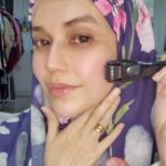 Faezah Elai Instagram - My skin is not perfect.. as u can see scars still ada.. mana ada org tkde pores kan.. yg konon glass skin pores pon tk nampak,tu filter.. ni real and normal skin.. I used to have acne yg terok deep acne scars and this is my skin condition now.. better but not perfect.. Been using @officialpurestbyfaezahelai for the past 9 years.. dermaroller every 3 weeks stamp pen.. PurestbyFE is not a daily skincare tau.. it’s a treatment.. home Microneedling treatment.. so ampa boleh add on dlm ampa punya skincare routine.. Klu nk pakai dermaroller with stamp pen our skin consultant akan bg schedule utk ampa ikut.. ni result lebih cepat.. For more testimonials drp 9 tahun sudah and info pls visit our official IG @officialpurestbyfaezahelai @officialpurestbyfaezahelai @officialpurestbyfaezahelai . Skrg tgh sale 40% off sempena bulan kemerdekaan terhad utk 200 kotak saja Boleh purchase di @shopee_my faezahelai.os or WhatsApp 0123095202 . #acnescars #acnescarsremoval #acnescarstreatment #homemicroneedling #microneedling #microneedingathome #dermaroller #skincare #skincaretips #skincarejunkie #purestbyfaezahelai #veganskincare #faezahelai #lovelovelove