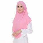 Faezah Elai Instagram - Yesterday we were saying “Welcome Ramadhan..” and now we are saying “We will miss you..” We are sad as u are leaving us but we pray that u will come again in our lives next year.. Ramadhan is going don’t let ur good deeds go too.. . Wearing tudung from @febyfaezahelai #ramadhanisleaving #faezahelai #tudungfaezahelai #FebyFaezahElai