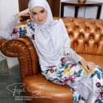 Faezah Elai Instagram - Pesona Lace by @mawarcotton Dh launch ampa oii!! Boleh pi beli lekaih!! Ada 10 colour!! Terus ke website Mawar Cotton untuk order pantas: www.mawarcotton.com ATAU, whatsapp admin untuk bantuan: https://go.wasap.my/mawarcottonIG . #bajuraya #mawarcotton #mawarcottoncollection #hooreyraya2024 #faezahelai #feelingblessed #alhamdulilah
