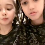 Faezah Elai Instagram - Apa ni??? Dok review skincare org?? Dia tau dak mak dia juai skin treatment??????? Eh eh eh !!!! Lepaih ni mana2 skincare ampa boleh amik depa buat review .. “skin cancer is real gais..” cewahhhhh pandai2.. Anak sapa nih????? . #dealovaheyrinna #auroraheyricca #mygirls