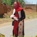 Fariba Kowsari Instagram - دعا و خوشحالی این خانواده ها بدرقه زندگی تک تکتون که همیشه همراه ما هستید🌹 گوشت های نذری و قربونی های شما در مناطق محروم توزیع شد و عزیزانی که به هر وسیله ای همراه بودن و سهیم بودن این حال خوب نوش جونشون 🌹 افرادی که از الان تصمیم دارن با موسسه خیریه فرشته های بهشتی همراه باشن و در کارهای خیر سهیم باشن میتونن به بیو پیج مهشید خسروی و اطلاعات حساب خیریه مراجعه کنند 👇 @mahshidkhosravii @mahshidkhosravii با سپاس از کمک و همراهی اورژانس تویسرکان🌹