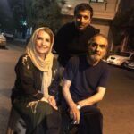 Fariba Kowsari Instagram - . فیلم سینمایی زدوبند کاری از کارگردان خوب کشور داوود نوروزی و با هنرمندی همایون ارشادی ، امین زندگانی و خانم هنگامه حمید زاده که باعث خوشحالی من بود اوقاتی رو که در کنار این دوستان عزیزم و همه ی عوامل دوست داشتنی این پروژه سپری کردم🙏✋🌹 ((به تهیه کنندگی آقای جبارزاده و تشکر از خانم دکتر احمدی ))