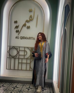 Farrah Yousef Instagram - و يمر بي طيفها و تسكن الأحلام💕 جميلةٌ أحبها و إسمها #شآم ✨
#رمضان #رمضان_كريم 🌙✨
#freepalestine #savegaza