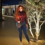Farrah Yousef Instagram - عم نستمتع بأخر أيام الطقس الحلو ب #دبي 🥺 شو مشاريعكن انتو لسهرة الليلة😍؟ #رمضان #رمضان_شهر_الخير #رمضان_كريم 🌙✨
