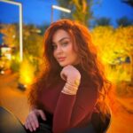 Farrah Yousef Instagram - عم نستمتع بأخر أيام الطقس الحلو ب #دبي 🥺 شو مشاريعكن انتو لسهرة الليلة😍؟ #رمضان #رمضان_شهر_الخير #رمضان_كريم 🌙✨