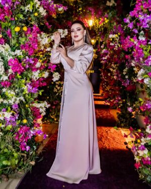 Farrah Yousef Instagram - 👗 by @aliasaad.official 
#Hair #MakeUp @rival.starsuae 
#Photography 📸 @dubaiphotographer_abdoo