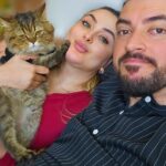 Farrah Yousef Instagram - شوفو تالت صورة و اكتبولي عنوان مناسب إلها ههههه😂 #cat #cats #catsofinstagram