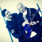 Farzad Farzin Instagram - حال خوش با شما 💕 عکسهای باحال کنسرت ستاره ها (۴ بهمن ماه) از زاویه دوربین امیر رضا رعیتی عزیز خسته نباشید به تمامی عوامل گروه عزیزم ،بابت اجرای بی نقصشون❤️ تهرانی‌های عزیز ۱۳ اسفند ماه کنسرت ستاره ها برای آخرین بار تمدید شد و بزودی تاریخ بلیط فروشی اعلام میشه ، دوستون دارم عمیقاً و شديداً ❤️❤️❤️❤️😍 ضمناً همين سه شنبه منتظر قطعه (خرابش كردي)باشيد✔️ @amirrezarayati1 @amirhossein_farahmand_7 #فرزادفرزین #كنسرت_تهران #بهمن #farzadfarzin1 #farzadfarzin #starsconcert