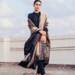 Fatima Sana Shaikh Instagram - Swipe for Met Gala ❌ Chhat Gala✅🤡 @dieppj @raw_mango