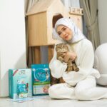 Fatin Afeefa Instagram - Congratulations! We’ve made it to the final week of our 3-week challenge. As you know, this is a big deal for anyone who loves their cat!. Now that you've seen the difference that eating a balanced diet can make in your cats life, I want to make sure that everyone has access to this information. If you're a cat owner, I highly recommend this challenge. Join the PURINA ONE 3-Week Challenge and witness the difference for yourself! Stand a chance to be PURINA ONE Ambassador 1. Register your details and upload your cat's photo on PURINA ONE’s website https://www.purina.com.my/cat/purina-one/ms/purina-one-cabaran-3-minggu 2. Shortlisted participants will be notified via WhatsApp or email 3. Start your 3 Week Challenge and share your journey in witnessing the visible differences you see every week with #PurinaOneMY #Cabaran3Minggu Campaign ends 30 June 2023, so don’t miss it.