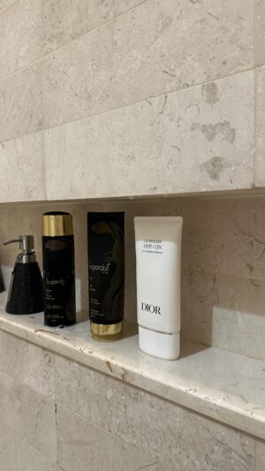 Fatin Afeefa Instagram - “pakai tudung buat apa nak jaga rambut? bukan orang nampak pun”

some people might think that taking care of their hair is a waste of time, sebab siapa je nak tengok your hair? your husband will see it. please dont torture your husband.

Your hair care routine right now will show its impact in the next 10 years. My hair has been healthy and still healthy. If youve been following me for quite some time, you’d know that im a loyal user of @sugardollbynn 

and no, i did not wear hijab because im bald. I use sugardoll, aint no way Im bald 🤣