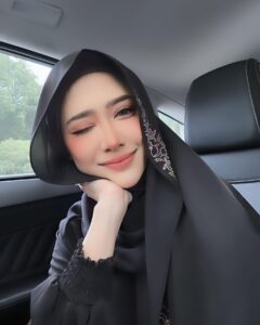 Fatin Afeefa Instagram - wink