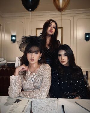 Fatin Afeefa Instagram - blessed with the best ♡