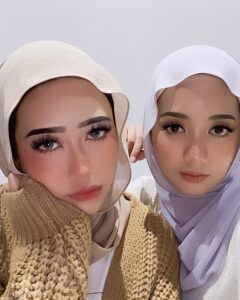 Fatin Afeefa Instagram - ehh siapa ni tak kenal