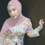 Fatin Shidqia Instagram – Selamat Hari Sumpah Pemuda!! 🎀
 ⠀⠀⠀⠀⠀⠀⠀⠀⠀⠀⠀⠀
 ⠀⠀⠀⠀⠀⠀⠀⠀⠀⠀⠀⠀
 ⠀⠀⠀⠀⠀⠀⠀⠀⠀⠀⠀⠀
Kebaya by @batikchic.gallery 
Styled by @_gilygily 
Make up by @marshalontohmakeup 
Hijab styled by @awanisaw