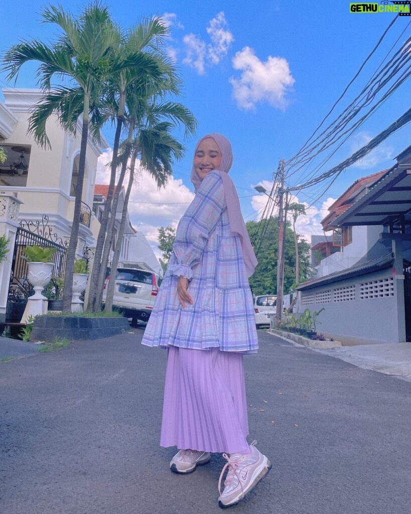 Fatin Shidqia Instagram - Langit cerah bgt hari ini, alhamdulillah! 🤍