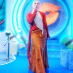 Feni Rose Instagram - Kebiasaan nari jejer gandrung.. gak bisa liat ada bahan kewer2 gini Pic by one and only mas Theo