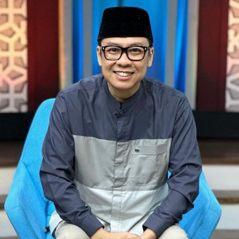 Feni Rose Instagram - Innalillahi wainnailaihirojiun Selamat jalan orang baik @hilbramdunar , temanku yang baik hatinya, yang selalu penuh semangat, dengan energy positifnya. Terima kasih untuk kenangan dan kebersamaannya menjadi host F1 , presenter bola, partner bisnis ku… teman scorpioku ❤️.. Peluk jauh @dennylusiana @ranudunar virpia.dunar