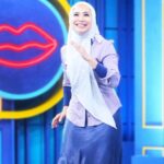 Feni Rose Instagram - Duh kangen .. thank you @lizanataliaofficial udah ngajak setitik se zumbaan hari ini ..