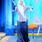 Feni Rose Instagram - Duh kangen .. thank you @lizanataliaofficial udah ngajak setitik se zumbaan hari ini ..