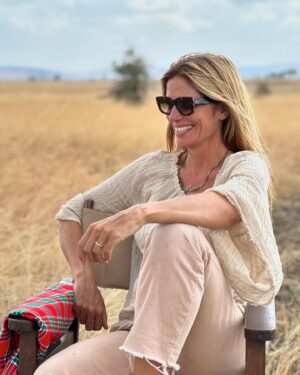 Filippa Lagerbäck Instagram - La vita è un viaggio.
Ho sempre sognato di viaggiare e da piccola ho avuto la fortuna di farlo con la famiglia. Per lavoro ho girato il mondo per tanti anni e come “prova” da fidanzati abbiamo fatto un lungo viaggio per vedere se “reggevamo” come coppia…Da neo mamma ho portato subito la mia piccola in viaggio e per celebrare la vita, ultimamente, ho scelto il viaggio.

Quando Turisanda mi ha invitata a raccontare cosa significa per me il viaggio, in occasione dei suoi primi 100 anni di viaggi, ero molto felice. Nella loro collezione speciale, Signature, che propone un giro del mondo spettacolare e 35 spedizioni limited edition, con una sola data di partenza, troverete anche il mio racconto… 🥰
Un viaggio su misura comincia da una sensazione! ❤️

#Adv @turisanda1924 #Turisanda #Onceinalifetime