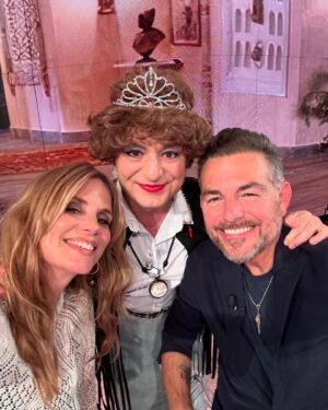 Filippa Lagerbäck Instagram - Pezzi della torta dell’ultima puntata della stagione di @chetempochefa Grazie a tutti! ❤️ #ctcf