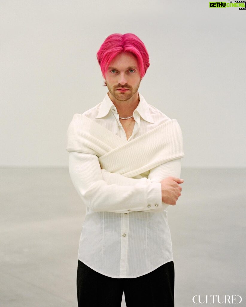 Finneas O'Connell Instagram - Cover of @cultured_mag    Interview by @alexisrael Photography by @davis.bates Styling by @jaredellner Grooming by @patriciamoralesla Editor In Chief @sarahgharrelson   Featuring “Sky Backdrop” and “Wave” acrylic art by @alexisrael