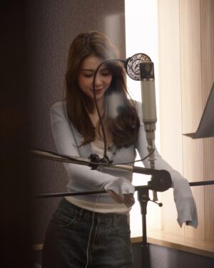 Fiona Sit Instagram - Recording my new song  last week ❤️❤️❤️❤️ talking about human connection it is 🥹