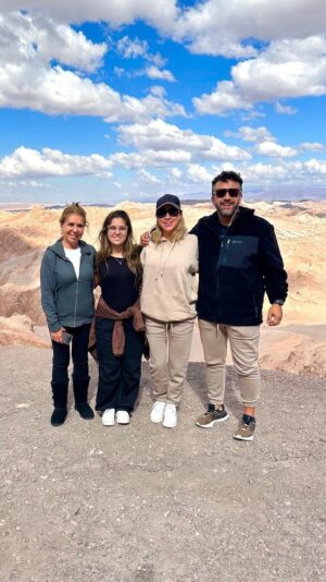 Flaviana Seeling Instagram - Día uno del viaje… la locura no ha faltado ajaja 🤣
Video editado por @giuliborlando 
.
#viajes #sanpedrodeatacama #chistoso #chistes #familia #insta #brasil #chile