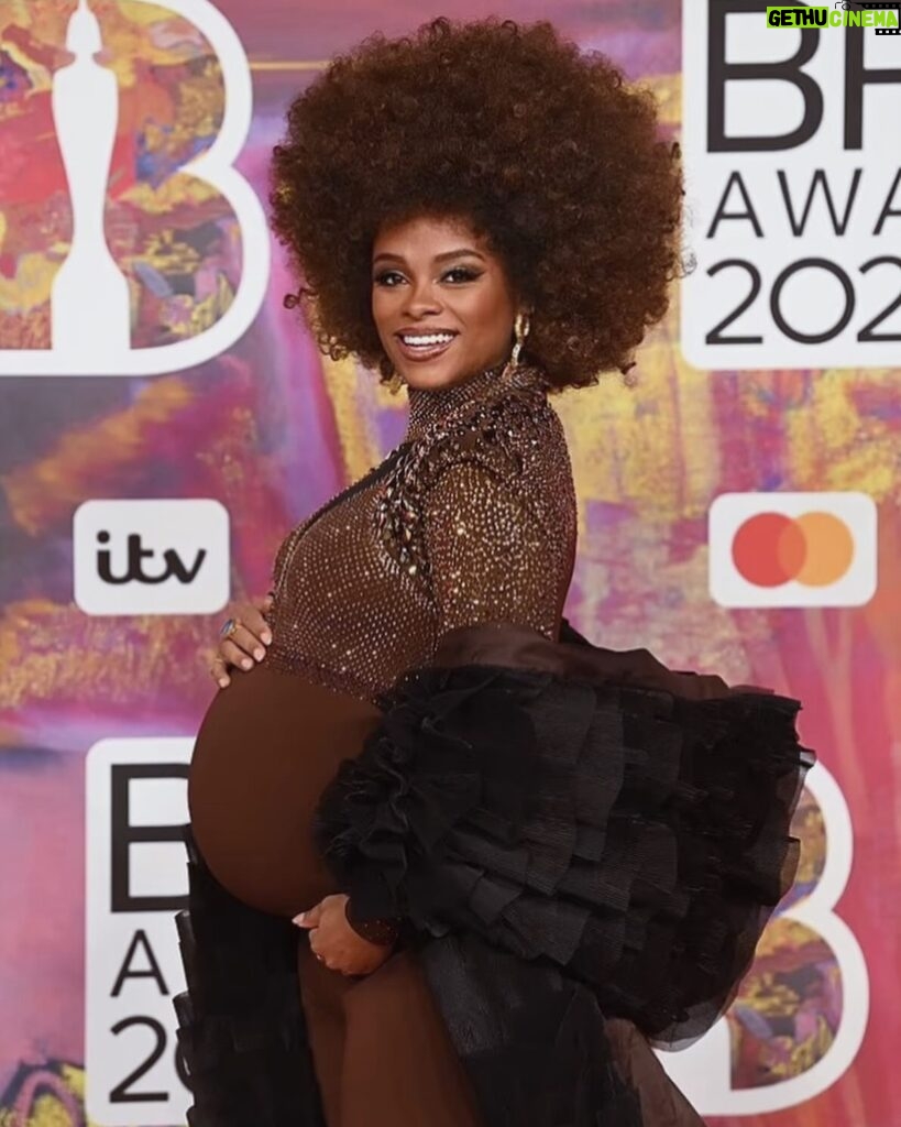 Fleur East Instagram - Baby at The Brits! Me and bump made it to what will probably be the last glam night out for a while, replaced by night feeds and nappies 😂 so I made the most of it with my @hitsradiouk fam. What a night! @brits Big up the amazing team that made this entire look possible. Thank you for making me feel fabulous! 🙌✨🥰 HAIR: @jhair_stylist MAKEUP: @anais.haz CUSTOM OUTFIT: @vickygilldesign