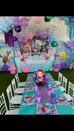Florencia de Saracho Instagram - Aitana feliz en su fiesta de 6 🎊🥳 gracias @rodrigospartyinhouse por todo