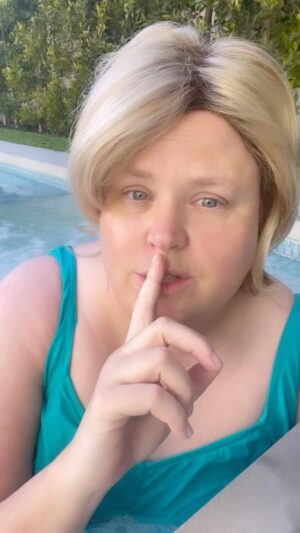 Fortune Feimster Instagram - Anybody else just want some peace and quiet? #Brenda