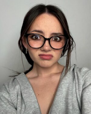 Francisca Aronsson Instagram - Caras y muecas . 👀😆🤓
