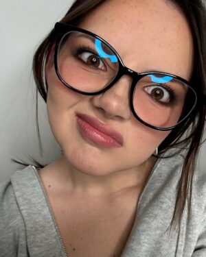 Francisca Aronsson Instagram - Caras y muecas . 👀😆🤓