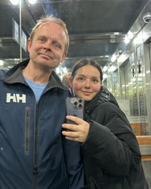 Francisca Aronsson Instagram - El hombre de mi vida❤️ como te amooooooo papá. 
Mi mejor amigo y padre… 
Soy feliz contigo, mami y Maxi. 

@chris_aronsson