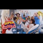 Francisco Saavedra Instagram - KINO ahora viene con una 🎉💥SÚPER MARRAQUETA BAJO EL BRAZO💥🎉💰 🎉 Kino con todo viene con SÚPER COMBO MARRAQUETA! 🤑 que te premia de una sola vez con 1 CASA 🏠, 1 SUV 🚙, 1 VIAJE🛩 Y UN SUELDO DE 1 MILLÓN MENSUAL POR 50 AÑOS HEREDABLE! 💰🎉 TODO DE UNA SOLA VEZ!! 💰🤩 💰 Juégalo en Kino.cl 🤑💰