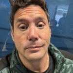 Francisco Saavedra Instagram - Día de rodaje 24, cara de cansancio, tranquilidad, un poco de dolor de tobillo, Chascon y sin una pizca de Botox jaja, pero feliz de tener la posibilidad de hacer lo que más amas #SociosPorElMundo3