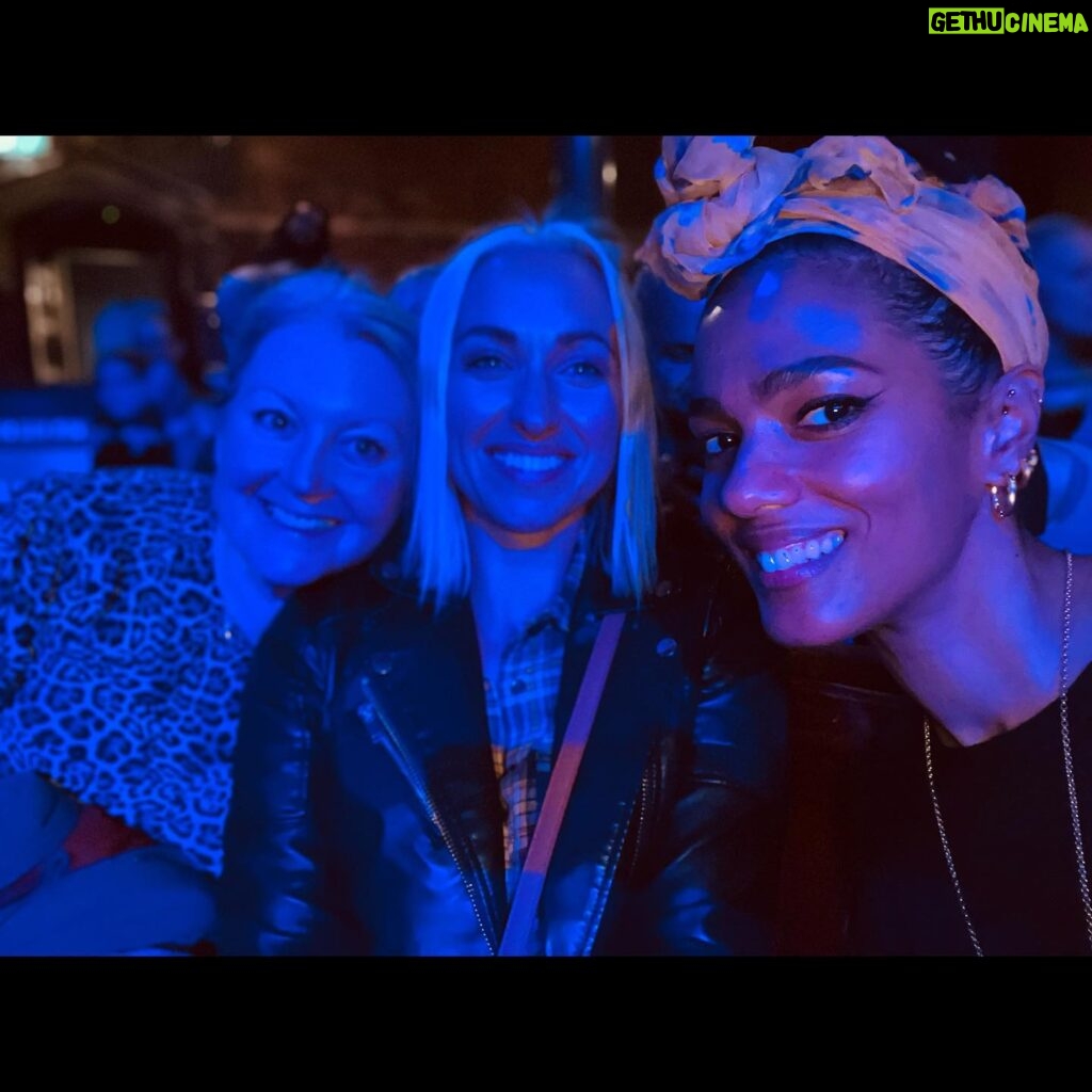 Freema Agyeman Instagram - Deva Premal & Miten 💙 Saturday was all about Sanskrit mantra immersion. A transformative 2&1/2 hours of chanting and meditative, sacred, spiritual music. The high vibration in the room could’ve lifted the Union Chapel clean off the ground. The place was a portal of pure love & compassion. Much, much needed in these darkening times… 💜 Thank you @devapremalmiten @unionchapeluk for a powerful evening and @hellowoolfy @thekerryhoward - thank you queens for being such soul nourishing company. 🕉️ Om Shanti, Shanti, Shanti. 🪷 #mondaymusing