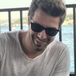 Furkan Palalı Instagram - Farklı olmak için değil, mutlu olmak için yaşa 😉😎