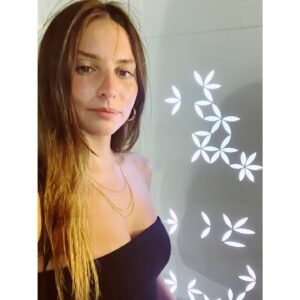 Génesis Rodríguez Instagram - 🏝 b day 

Love u guys x