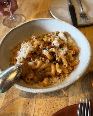 Génesis Rodríguez Instagram - Date night at @boiaderestaurant with my bestie @terryann9 

last pic is real life…
I get emotional about my gluten free pasta. It was so good 🥹
I love le cuisine baby.
Thank you @stinkyfishtales