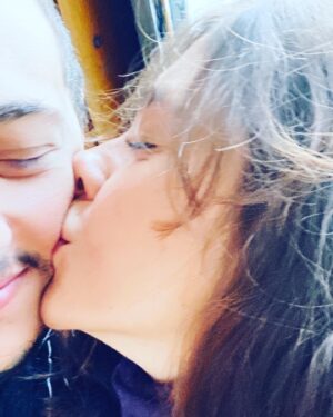 Gözde Mutluer Instagram - Bugün bizim yıldönümümüz!! Üç senedir ve senelerce @kaankarsan ♥️