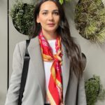 Gülsim Ali Instagram - Koşturmanın içinde çekilen fotoğraflar 🤭