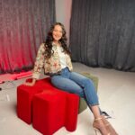 Gülsim Ali Instagram - Güzel fotoğraf çeken birini bulmuşum, brakırmıyım 💃🏻