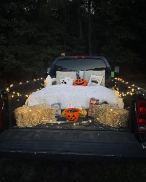 Gabby Barrett Instagram - Happy Anniversary to my man. 
You make life sweeter! 
(He surprised me with this truck set up) 😍🎃 #3yearsmarried