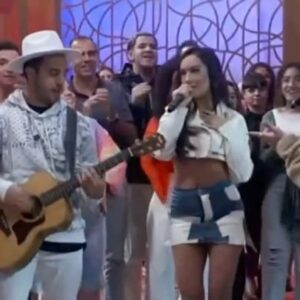 Gabi Melim Instagram - programa lindo hoje! “nova bad” ao vivo pela primeira vez na televisão ❤️‍🔥 obrigada @tvglobo @tati @valeria_almeida_reporter e público maravilhoso pela energia surreal!